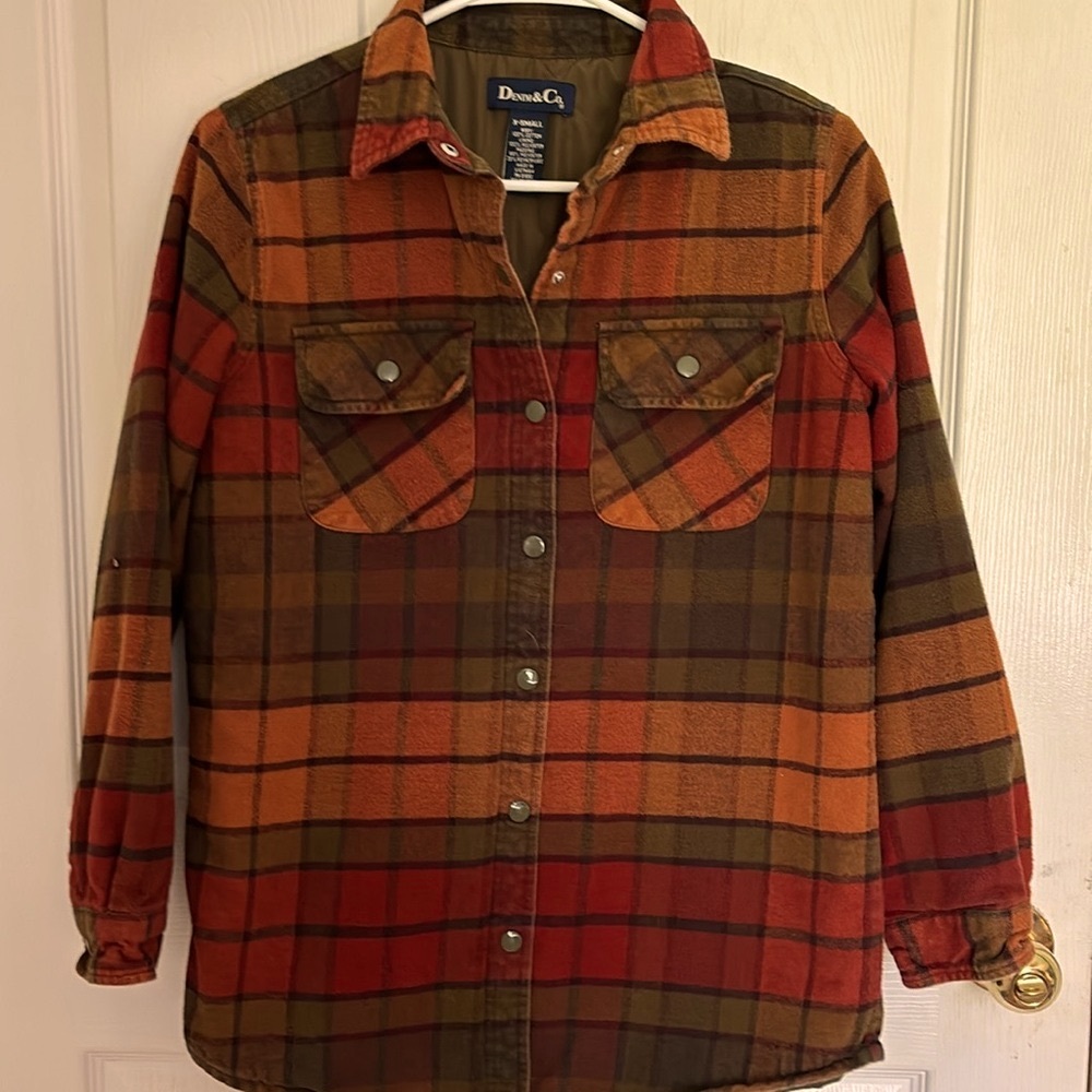 Really cute multi colored snap up jacket XS